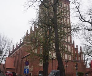To najpiękniejszy zabytek w woj. warmińsko-mazurskim według AI. „Zachwyca strzelistą sylwetką”