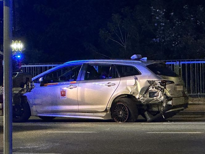 Śmiertelny wypadek w Nowym Dworze Mazowieckim. Osobówka zmiotła motocyklistę z jezdni