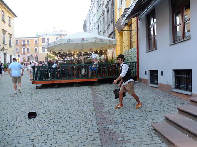 Carnaval Sztukmistrzów w Lublinie. Przyjechali artyści z całego świata. Niesamowity popis umiejętności