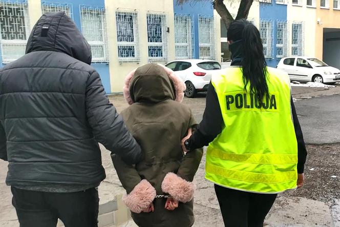 Oszustka udawała policjantkę w Toruniu. Grozi jej 8 lat więzienia