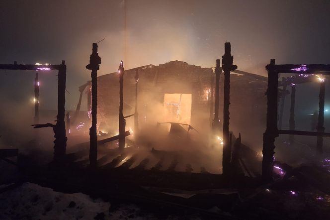 Pożar na Skrzycznem zagrażał schronisku