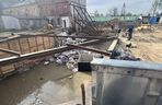 Katastrofa budowlana w Wołominie. Runęła część kamienicy. Koparka pod gruzami!