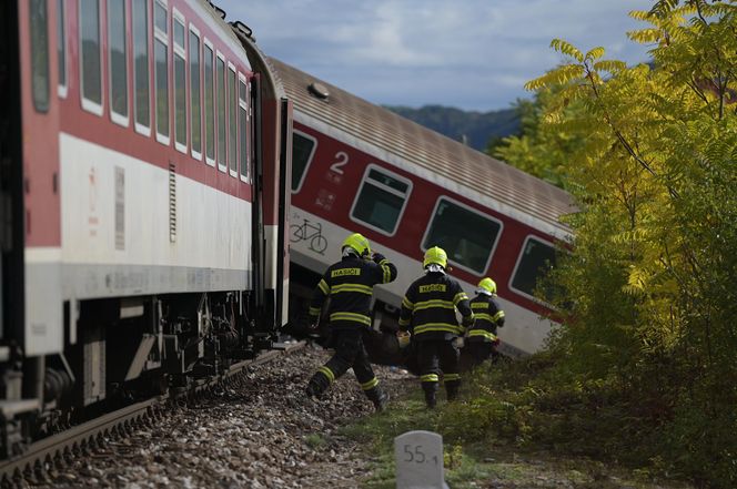 Zderzyły się dwa pociągi ekspresowe na Słowacji