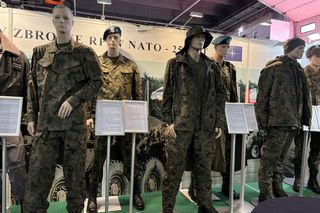 Mundur przyszłości: Komfort, bezpieczeństwo i innowacyjny kamuflaż. Czy polscy żołnierze będą niewidzialni?