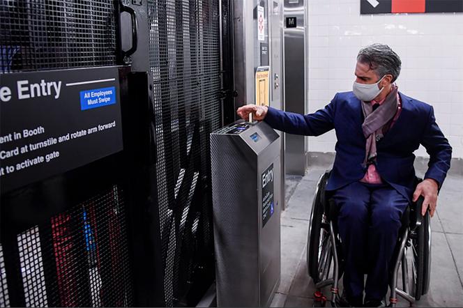 Wstawiają bramki, podnoszą ceny