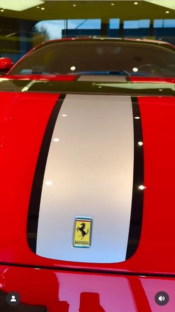 Maja Rutkowski wróciła z dżungli i... dostała Ferrari od męża!