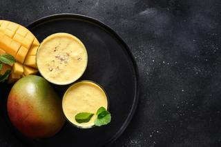 Smoothie - jaglane mango lassi