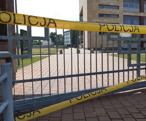 Niewybuch przy Akademii Tarnowskiej! Ewakuowano ponad 150 osób, w akcji wezmą udział saperzy z Rzeszowa