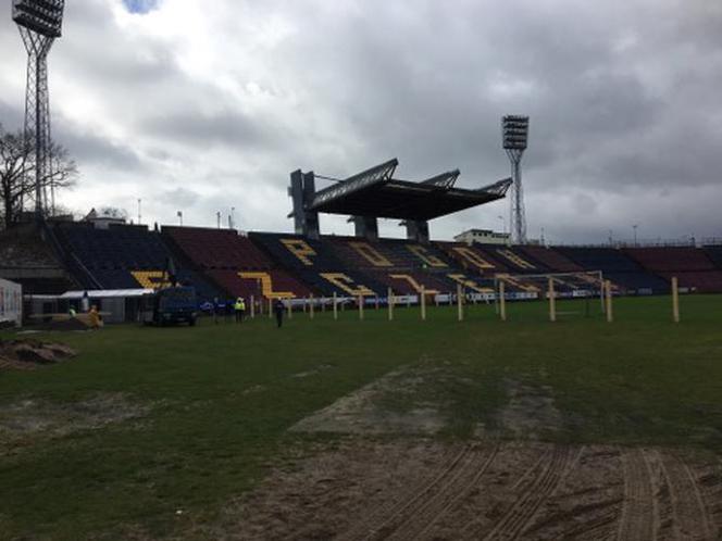 Rozpoczął się demontaż siedzisk na stadionie Pogoni