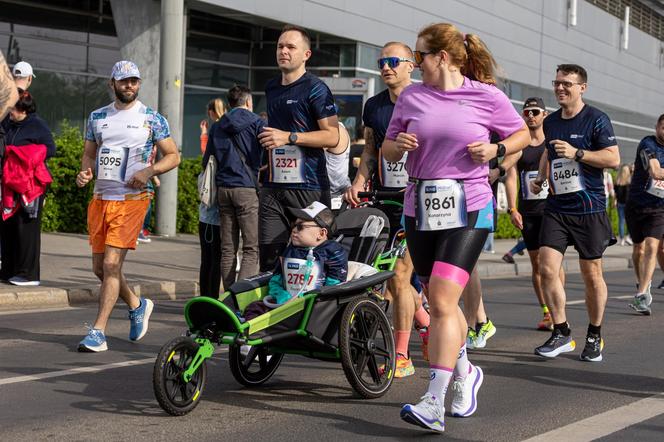 Nie chodzi i nie oddycha - a ukończył półmaraton. 