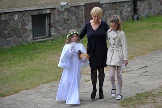 POSŁAŁA KASZMIR DO KOMUNII