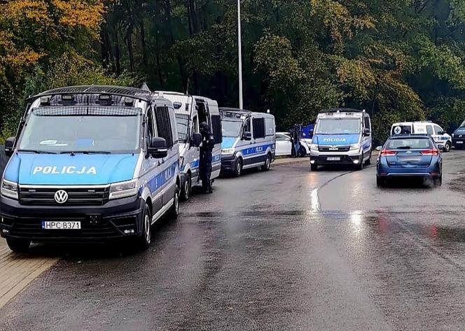 Poszukiwania domniemanego zabójcy 6-latka z Gdyni. Policja przeczesuje tereny wokół Trójmiasta [ZDJĘCIA]