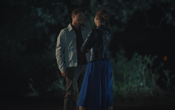 M jak miłość, odcinek jubileuszowy. Natalka (Dominika Suchecka), Adam (Patryk Szwichtenberg)