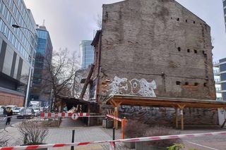 Deweloper wyburzył kamienicę przy Łuckiej 8 mimo protestów