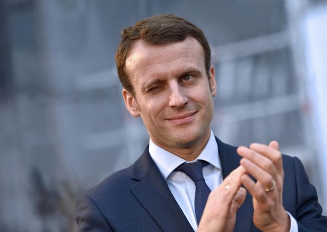 Prawda o Macronie ujawniona! Nie zgadniesz, co kupuje hurtowo perfumy i zlewa się nimi w hurtowych ilościach