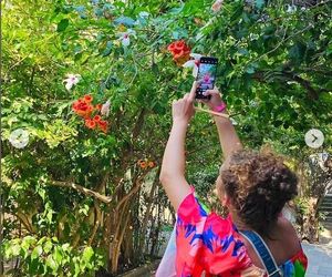 Katarzyna Skrzynecka na wakacjach, ale to córka zgarnia lajki. Te zdjęcia trzeba zobaczyć!