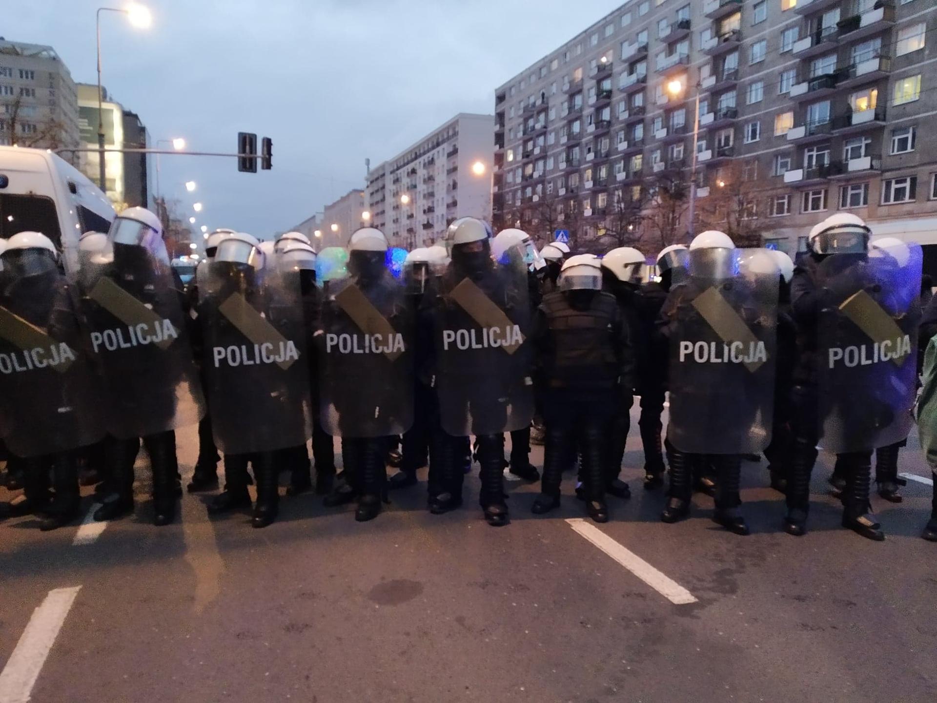 Komendant stołeczny policji straci pracę Rada Warszawy chce odwołania Dobrodzieja Warszawa