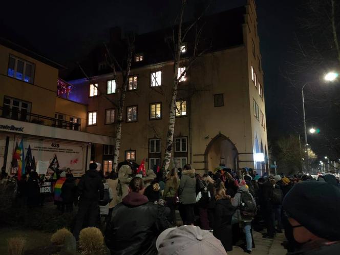Siedziba PiS przy ul. Mickiewicza, Strajk Kobiet
