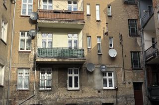 Są pieniądze na remont kolejnych kamienic komunalnych w Lesznie. Ile i na które? 