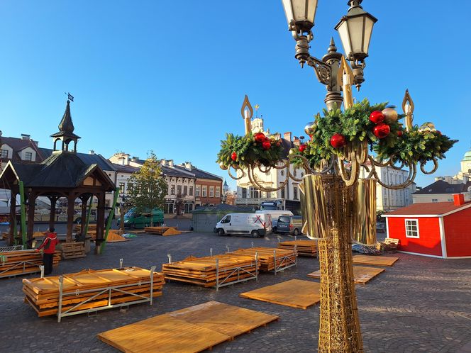 Świąteczne Miasteczko w Rzeszowie już powstaje!