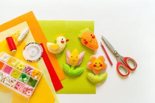 Ozdoby wielkanocne z filcu: ptaszki