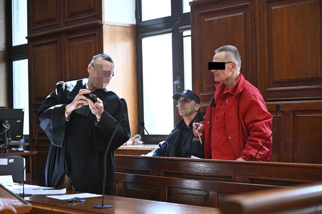 Proces w sprawie zabójstwa niemieckich emerytów. Sędzia do oskarżonego, który się nie przyznaje, ale ma dużo do powiedzenia: "Brzmi to tak, jakby pan tam był"
