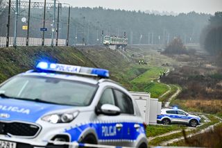 Uszkodzone linie kolejowe pod Dęblinem i w Puławach