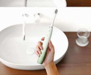 Szczoteczki soniczne a zdrowie dziąseł – Jak technologie wspierają profilaktykę chorób jamy ustnej
