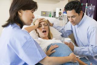 Akcja porodowa: kiedy jechać do szpitala na poród?