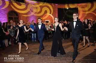 Studniówka w liceum im. Dobiszewskiego [ZDJECIA]