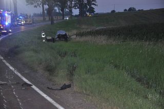 Tragiczny wypadek w Wozławkach. Zginął strażak z synkiem