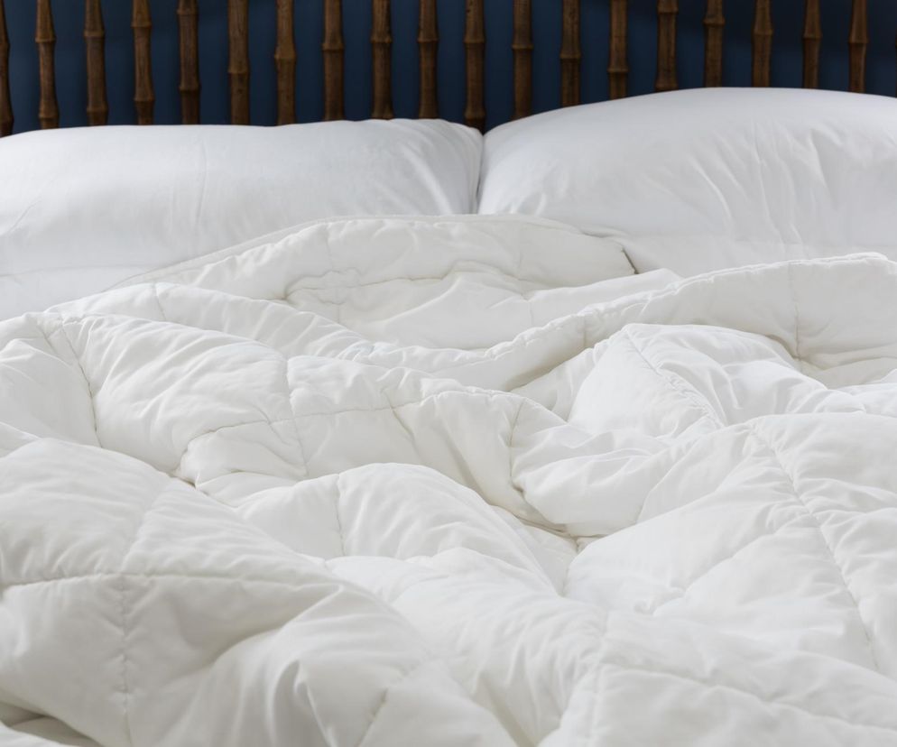 Kołdra pikowana jest teraz modna