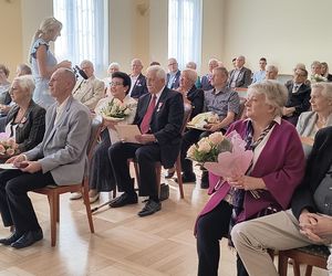 Ponad 50-letnie małżeństwa w Kielcach nagrodzone! Uroczystość w Urzędzie Miasta