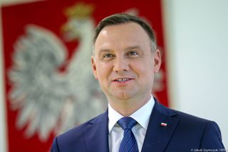 Prezydent: Nakładanie obowiązku szczepień wzbudza moje wątpliwości