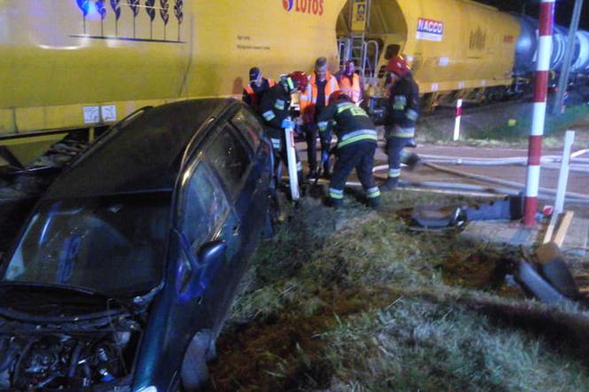 Ćwiczenia służb na ptrzejeździe w Wymysłowie