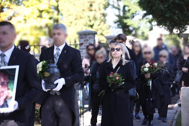 Pogrzeb Stanisława Radwana, dramatyczne sceny na cmentarzu. Emocje wzięły górę