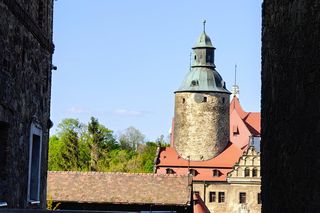 Najbardziej tajemniczy zamek w Polsce. Ta studnia kryje makabryczną legendę