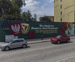 Kibice Śląska namalowali mural bez wymaganych zgód 