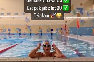 Małgorzata Rozenek pręży ciało na basenie