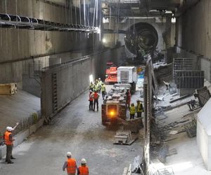 Tarcza TBM Katarzyna wznowiła drążenie tunelu średnicowego w Łodzi