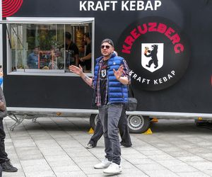 Kebab Filipa Chajzera okradziony. Złodzieju, oddaj pieniądze 