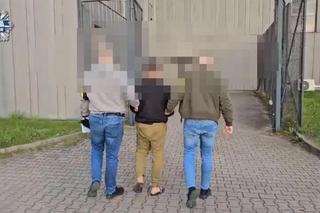 Wrocław. Zakrwawiony mężczyzna w windzie! Potencjalny zabójca zatrzymany [ZDJĘCIA]. 