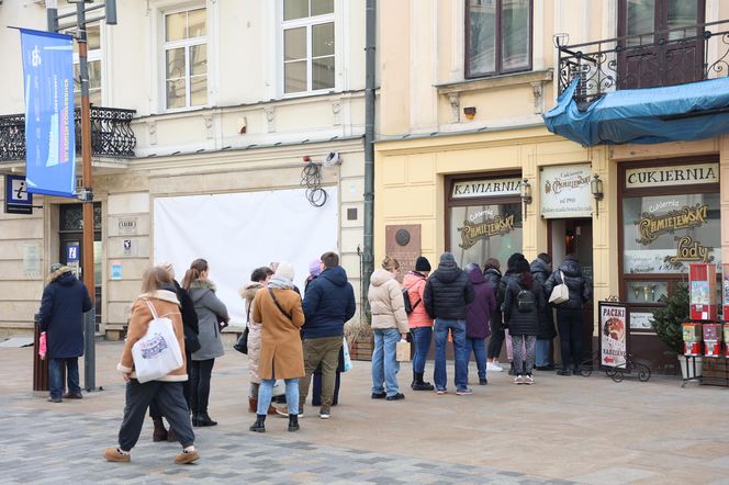 Kolejki po pączki w tłusty czwartek w Lublinie