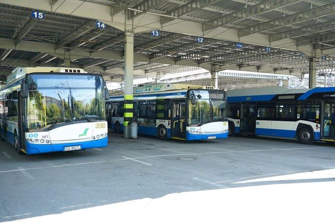 Gdynia podpisała umowę na dostawę 17 nowych pojazdów komunikacji miejskiej