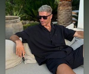 Blondynek z Barcelony. Lewandowski kopiuje Pazurę?
