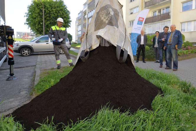 Gdańszczanie zamówili 1700 ton kompostu. To finał akcji „Czarne złoto ogrodników”.  