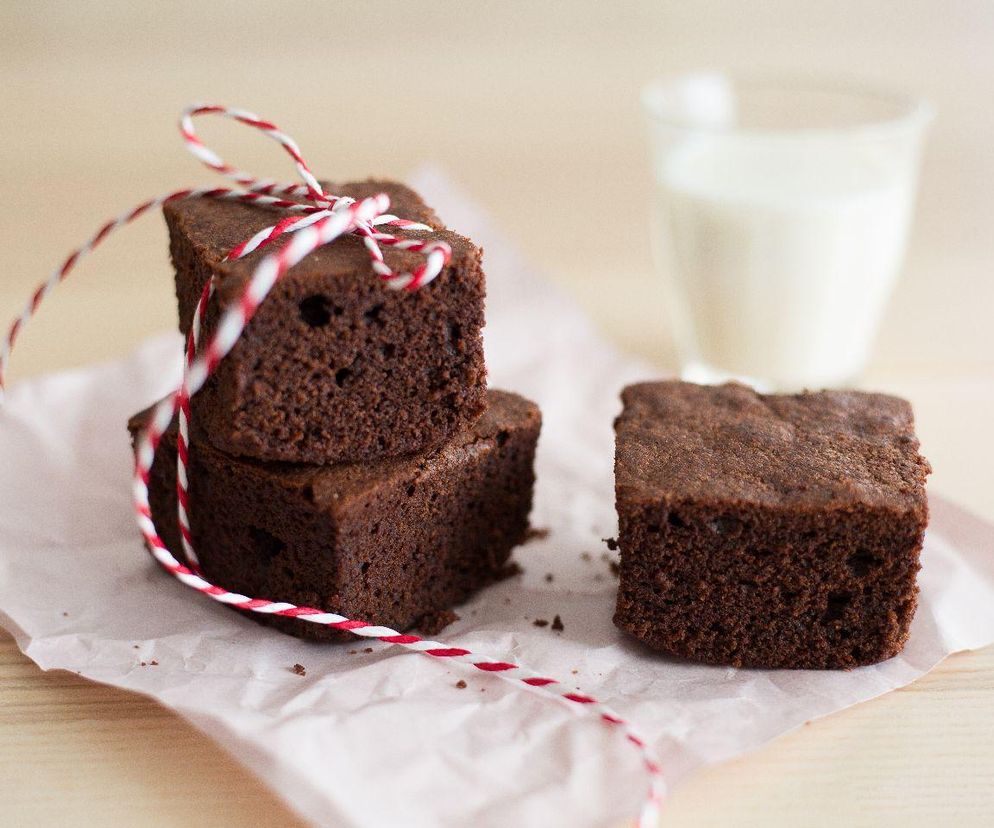 piernik na dużą blachę