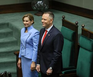 Marta Nawrocka cała na niebiesko zachwyciła w Sejmie  