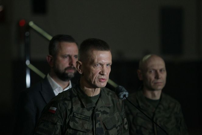 Obraz po katastrofie F-16 w Radomiu