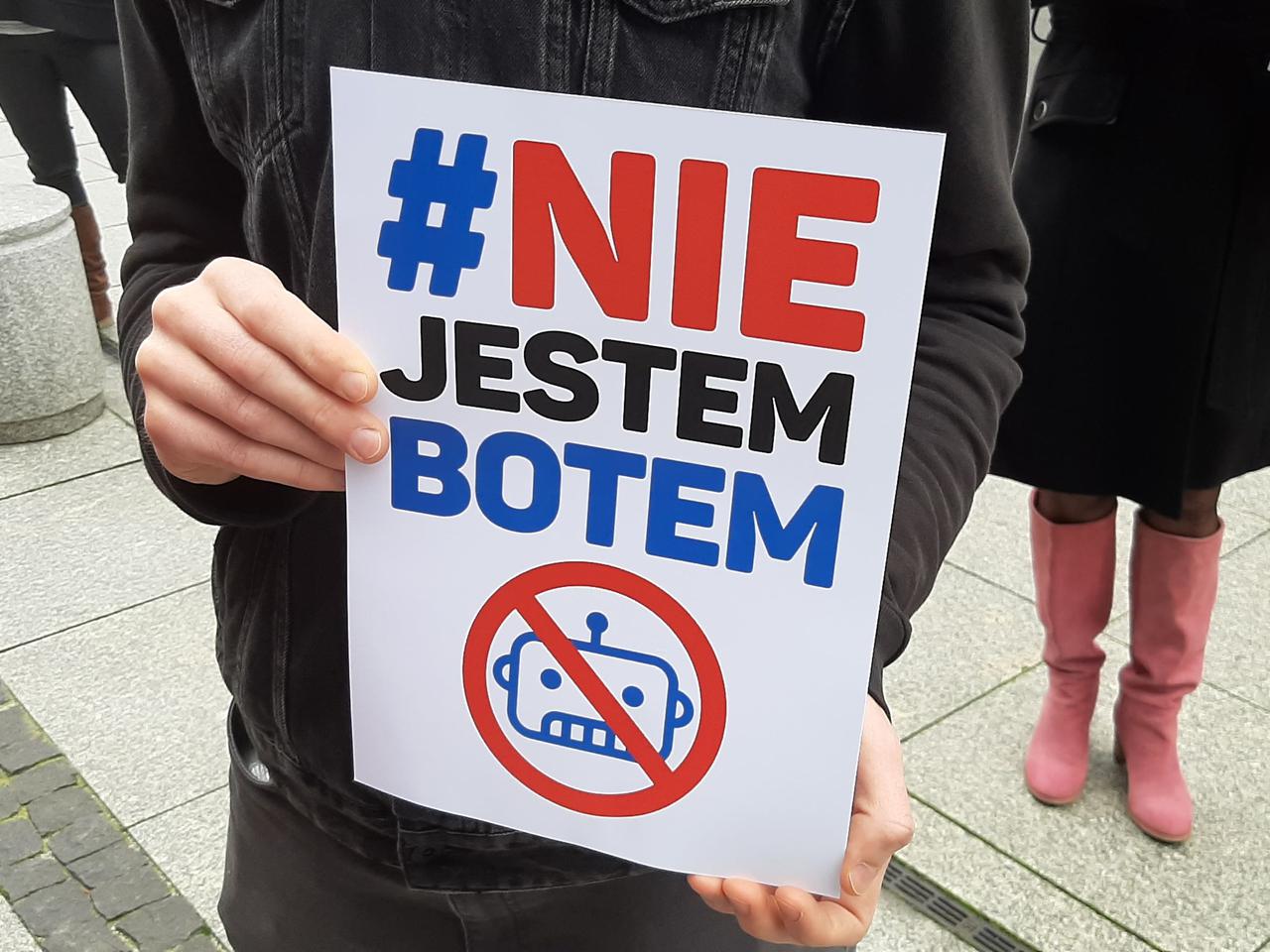 NIE JESTEM BOTEM! - Przedsiębiorcy protestowali przed Urzędem Marszałkowskim!